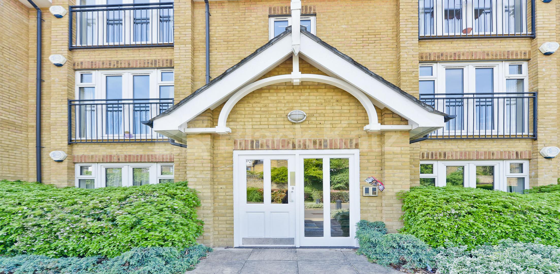 			NEW INSTRUCTION  (Includes Private Gated Parking), 1 Bedroom, 1 bath, 1 reception Apartment			 Wells Place, Kingham Close, Earlsfield